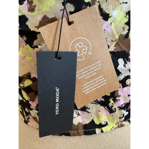 Vero Moda Chaddie Cami Ruched Front Top – Size L/XL – New with Tags - Picture 3 of 3